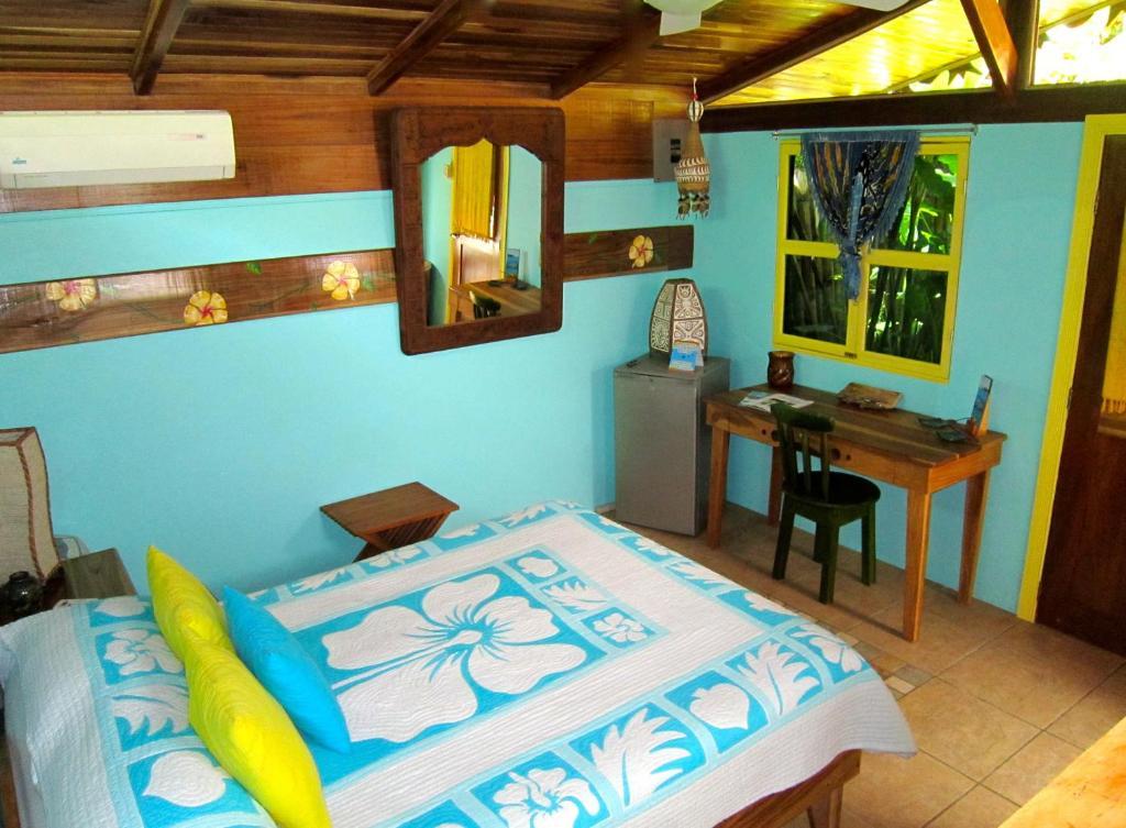 Physis Caribbean Bed & Breakfast Puerto Viejo de Talamanca Ruang foto