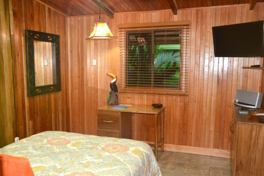 Physis Caribbean Bed & Breakfast Puerto Viejo de Talamanca Ruang foto
